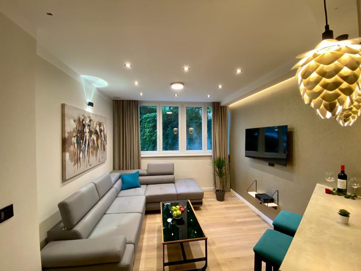 Ivart, City Center, Lux 2Br Apartment, 2 Queen Size Beds Beograd Ngoại thất bức ảnh